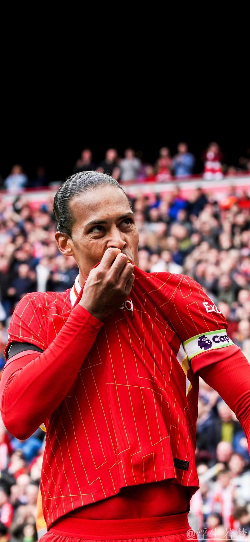 施洛特贝克若加盟利物浦，将对范戴克形成竞争，里瑟表示欣赏